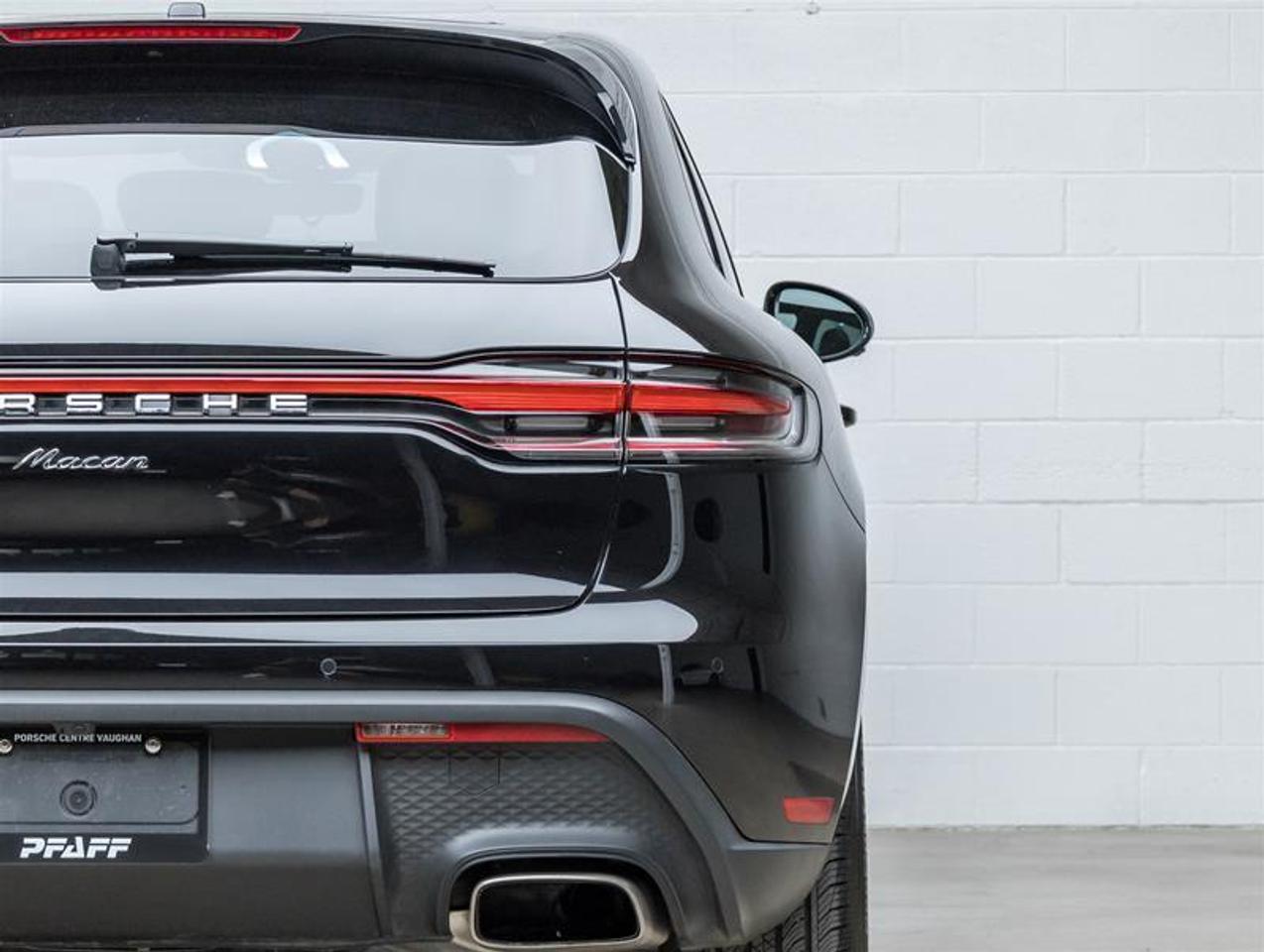 2024 Porsche Macan  Photo