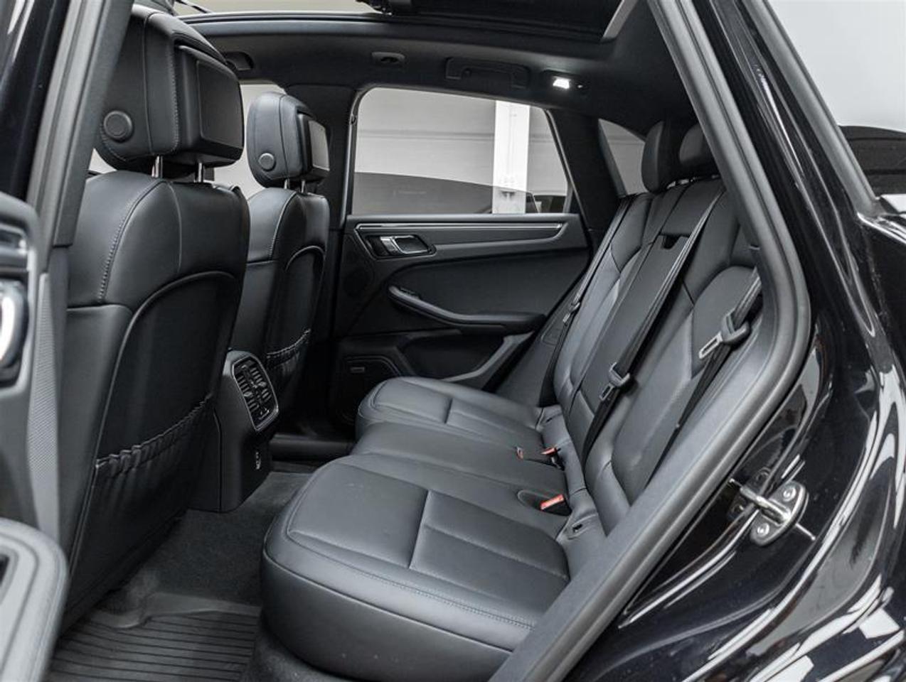 2024 Porsche Macan  Photo