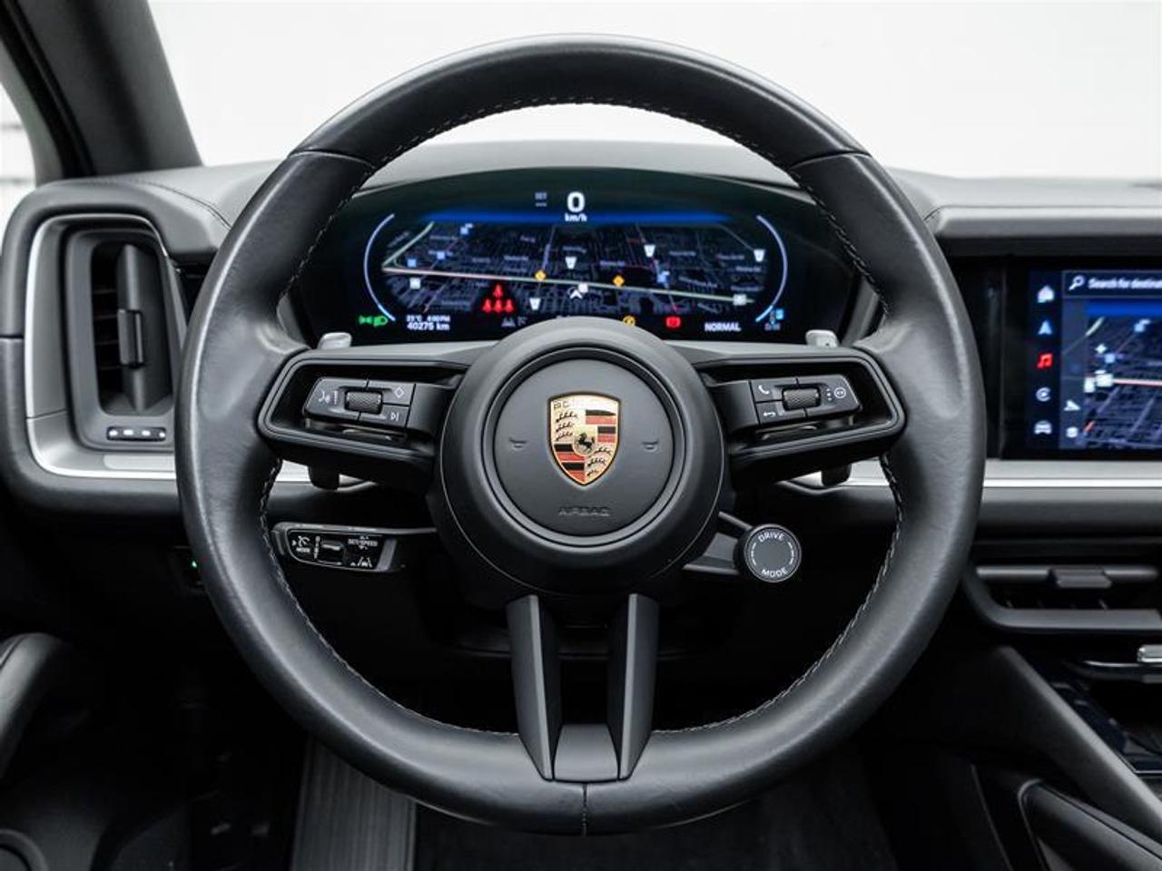 2024 Porsche Cayenne  Photo