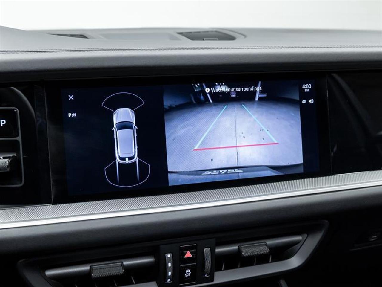 2024 Porsche Cayenne  Photo
