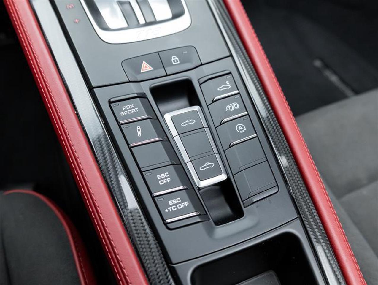 2021 Porsche 718 Spyder  Photo
