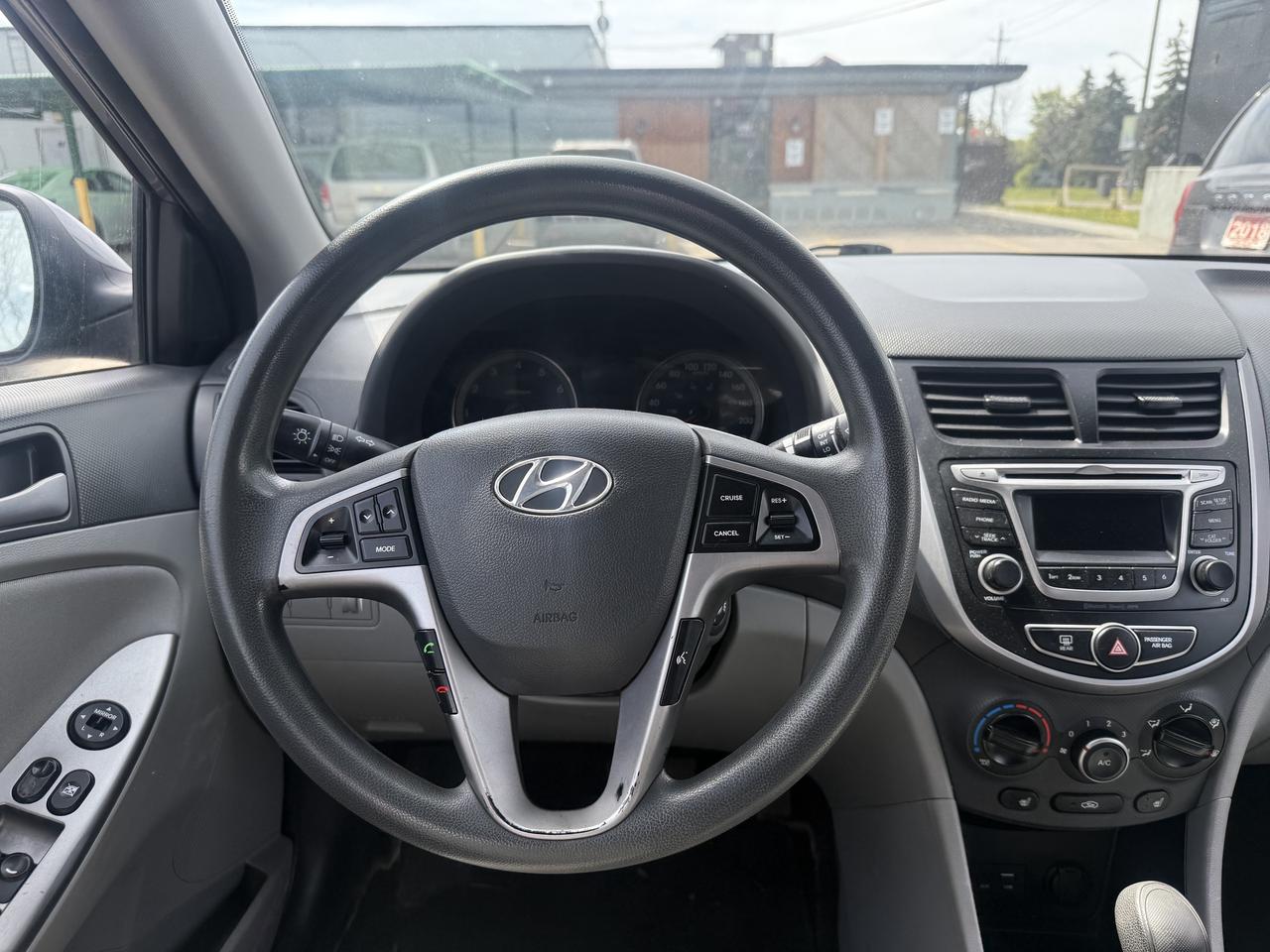 2015 Hyundai Accent *** 3 YEAR WARRANTY INCLUDED *** Photo