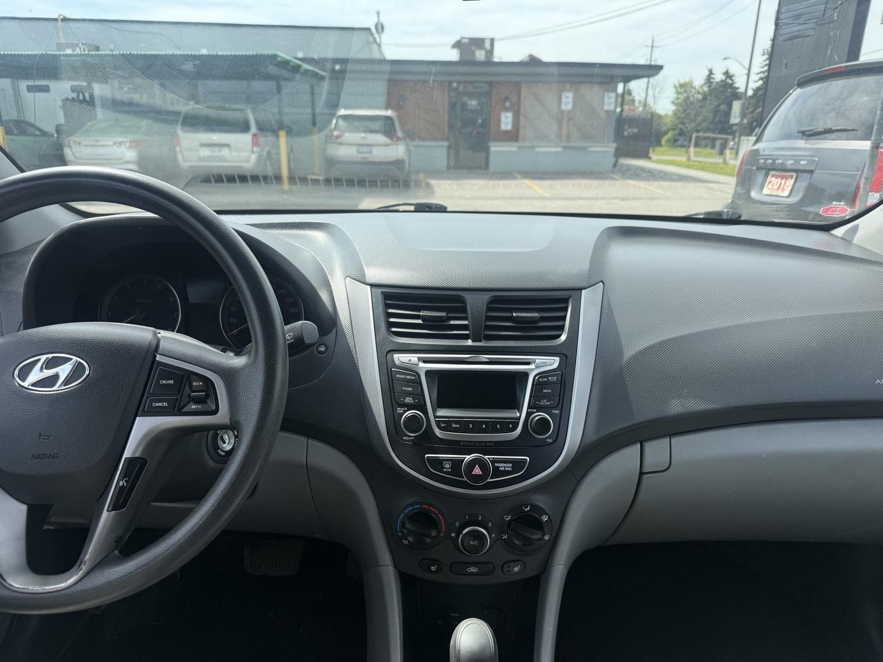 2015 Hyundai Accent *** 3 YEAR WARRANTY INCLUDED *** Photo