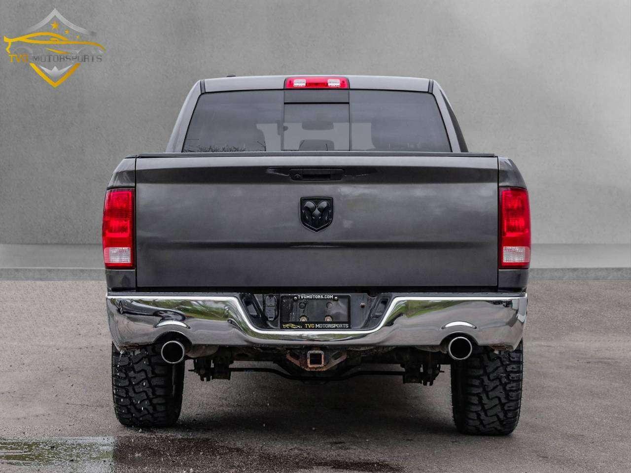 2019 RAM 1500 SLT Photo