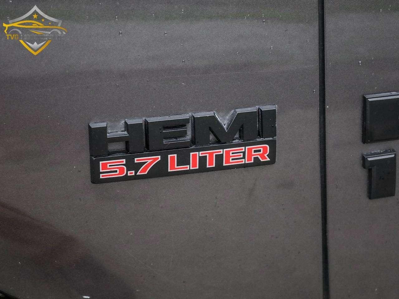 2019 RAM 1500 SLT Photo