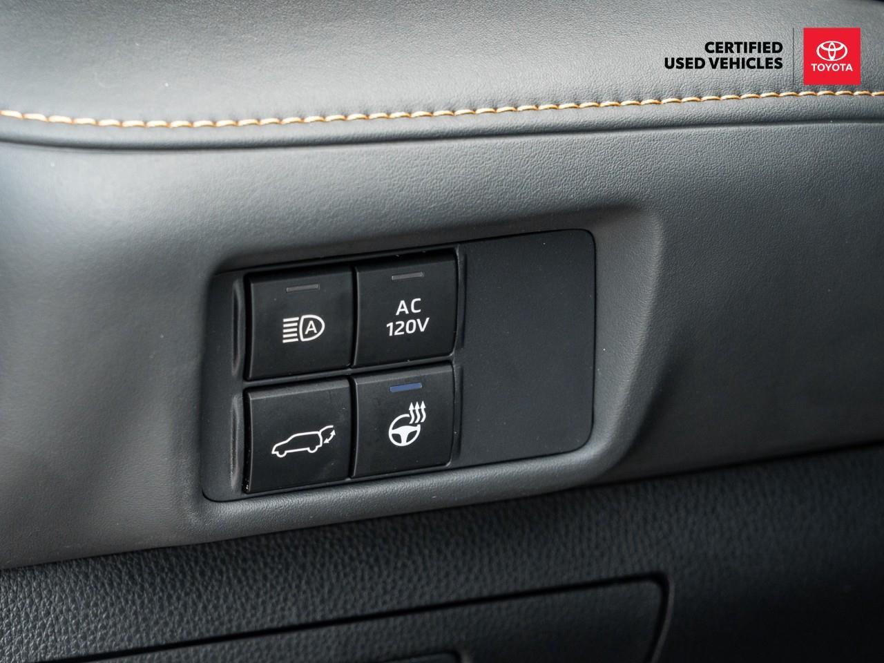 2022 Toyota Highlander Hybrid XLE 4dr All-Wheel Drive Photo