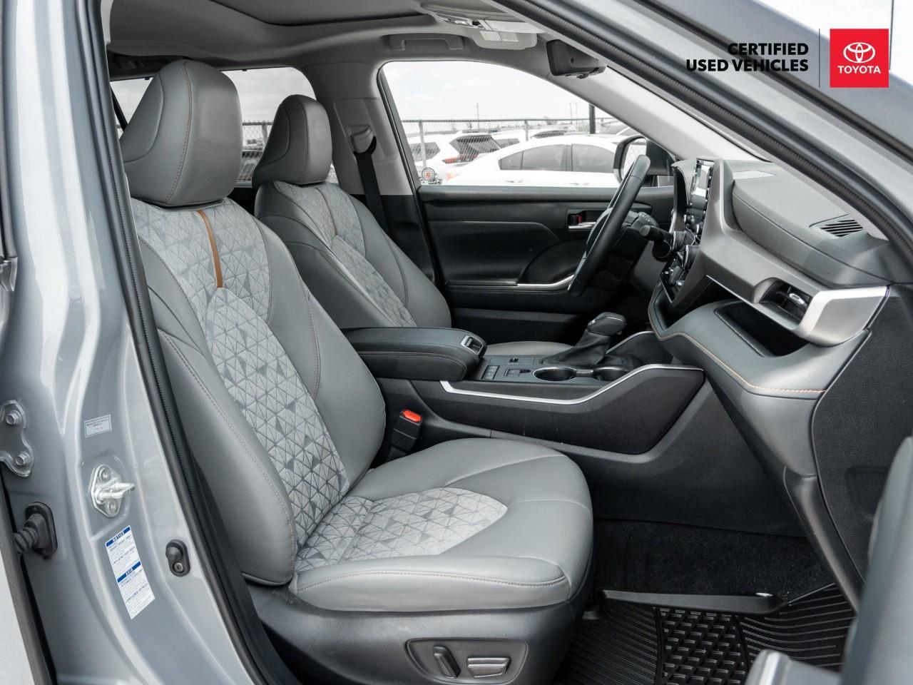 2022 Toyota Highlander Hybrid XLE 4dr All-Wheel Drive Photo
