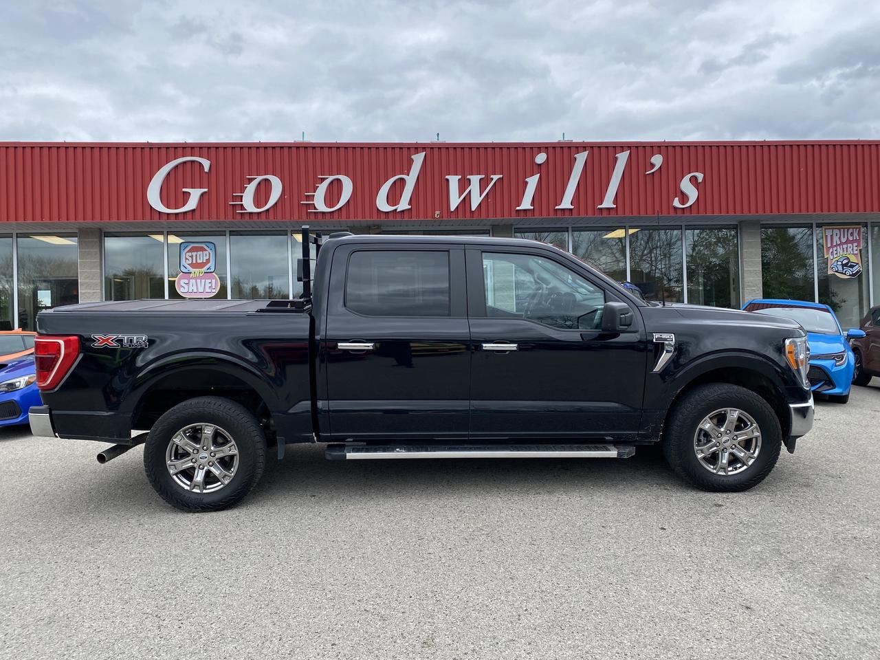 2022 Ford F-150 XLT, 4X4, 5.5 FT BOX, CLEAN CARFAX, BACK UP CAMERA Photo0