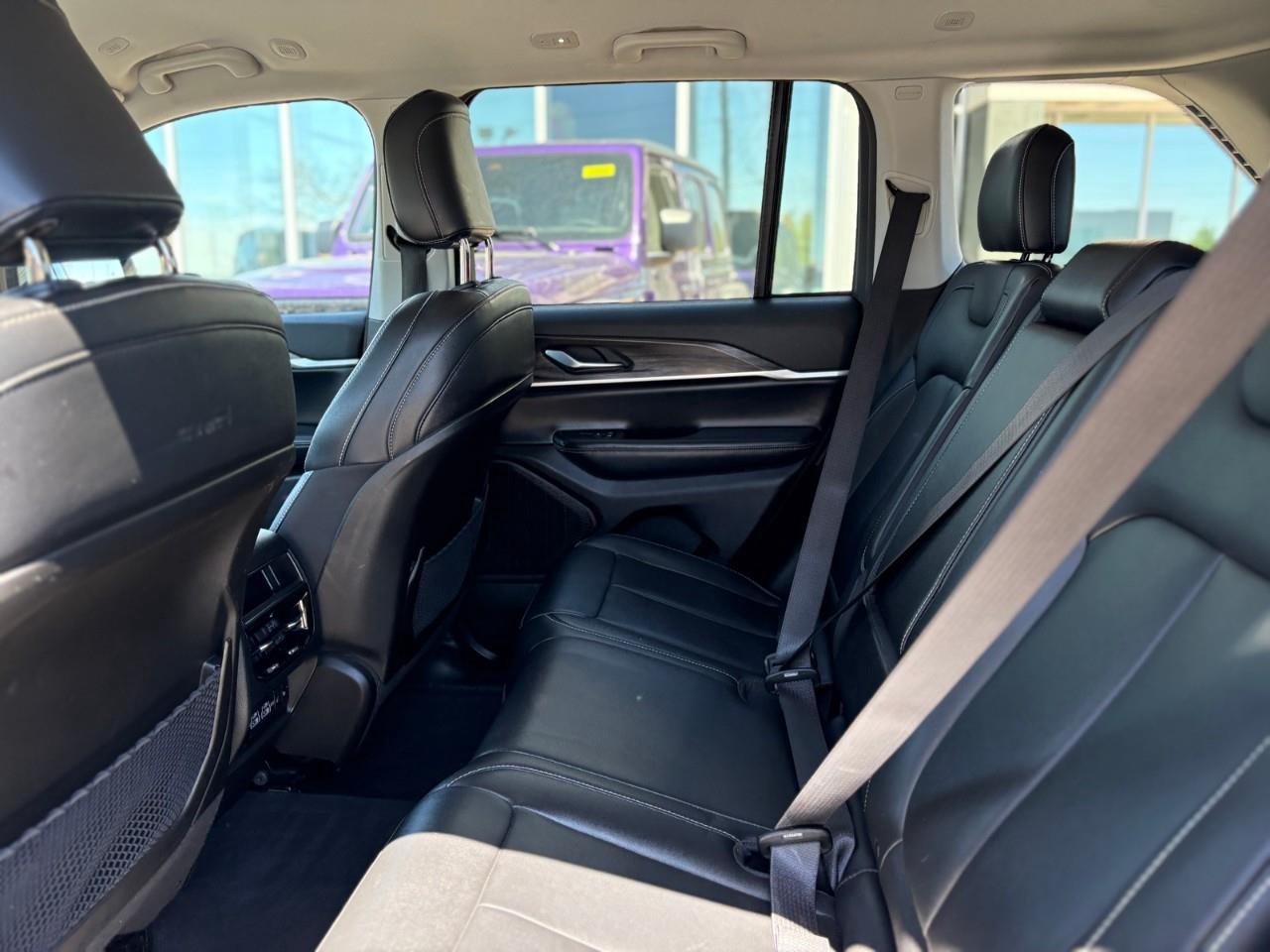 2023 Jeep Grand Cherokee Limited 4dr 4x4 Photo