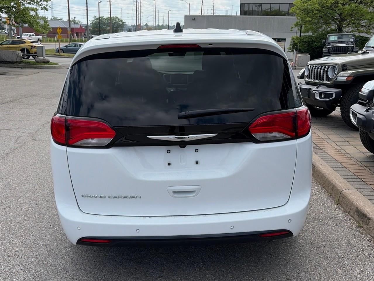 2027 Chrysler Grand Caravan SXT Front-Wheel Drive Passenger Van Photo3