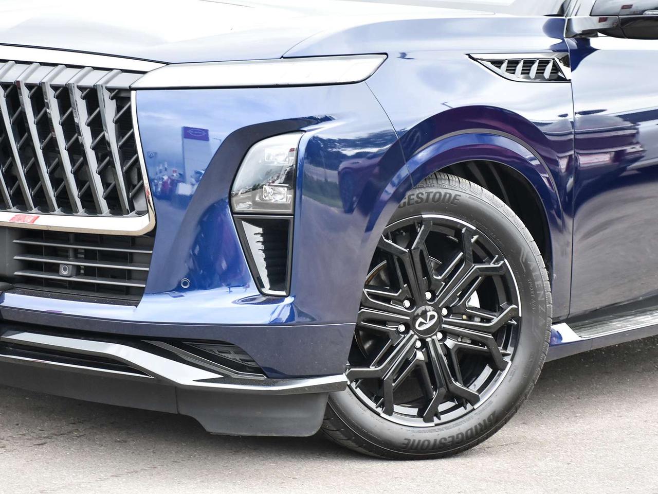 2026 Infiniti QX80 SPORT  - Low Mileage Photo5