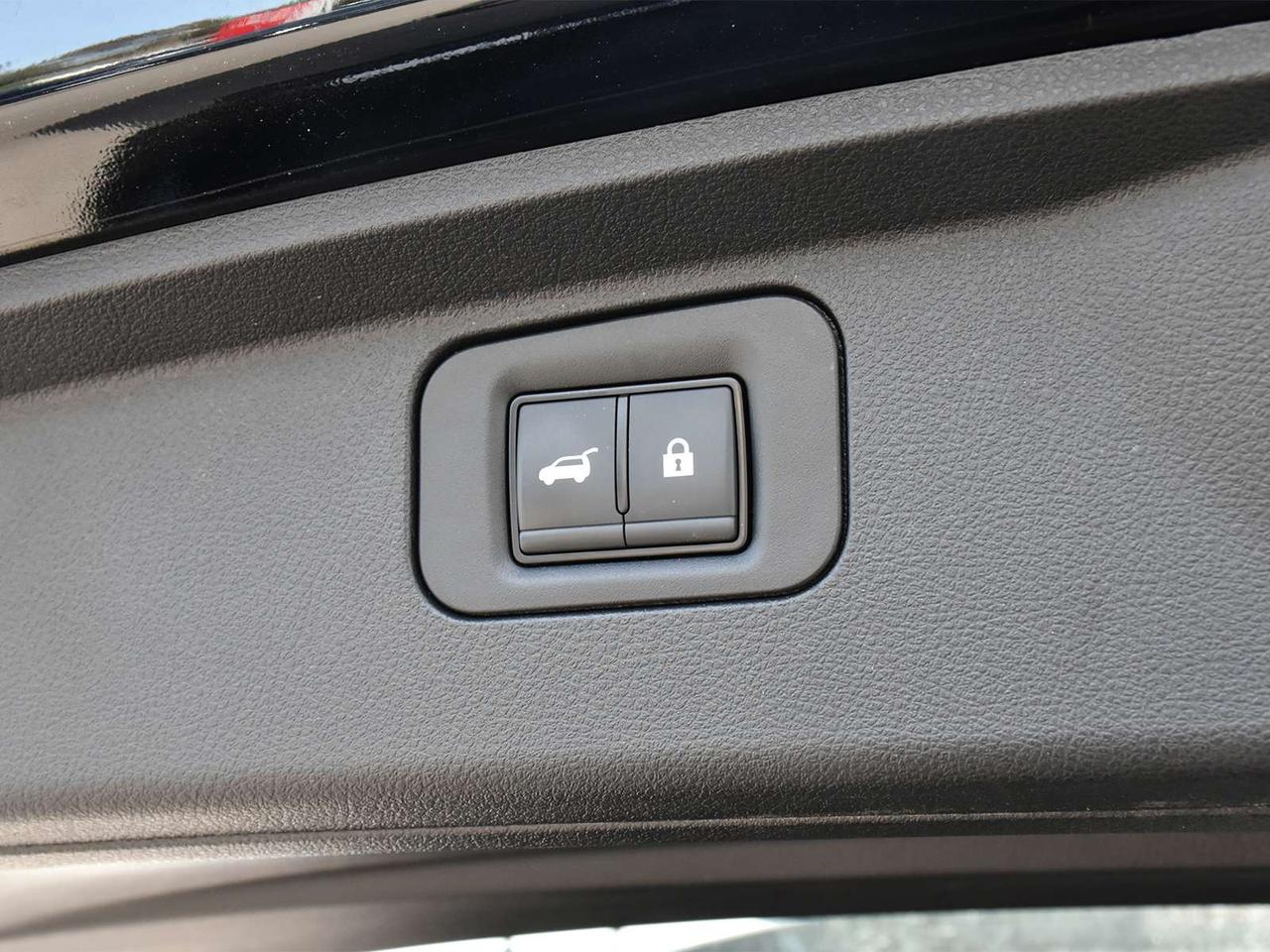 2025 Nissan Armada Platinum Reserve  - Certified Photo