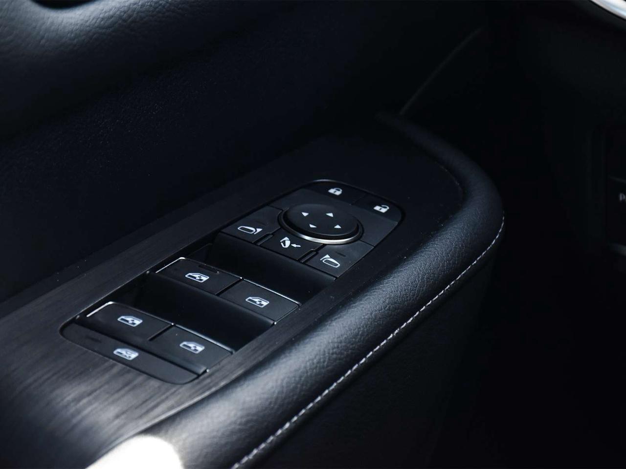 2025 Nissan Armada Platinum Reserve  - Certified Photo