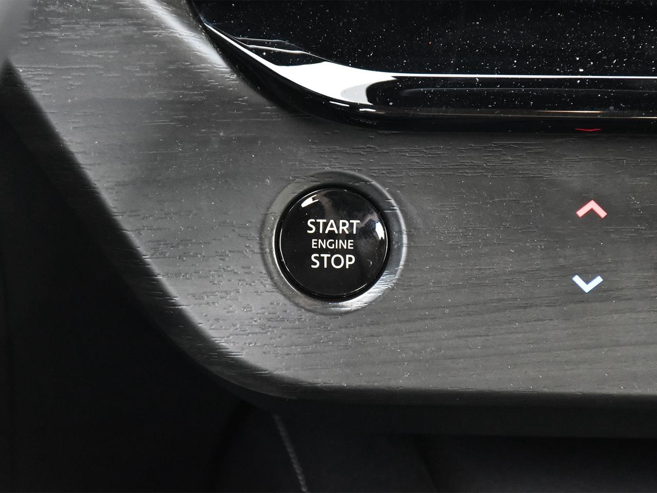 2025 Nissan Murano Platinum  - Certified - Cooled Seats Photo