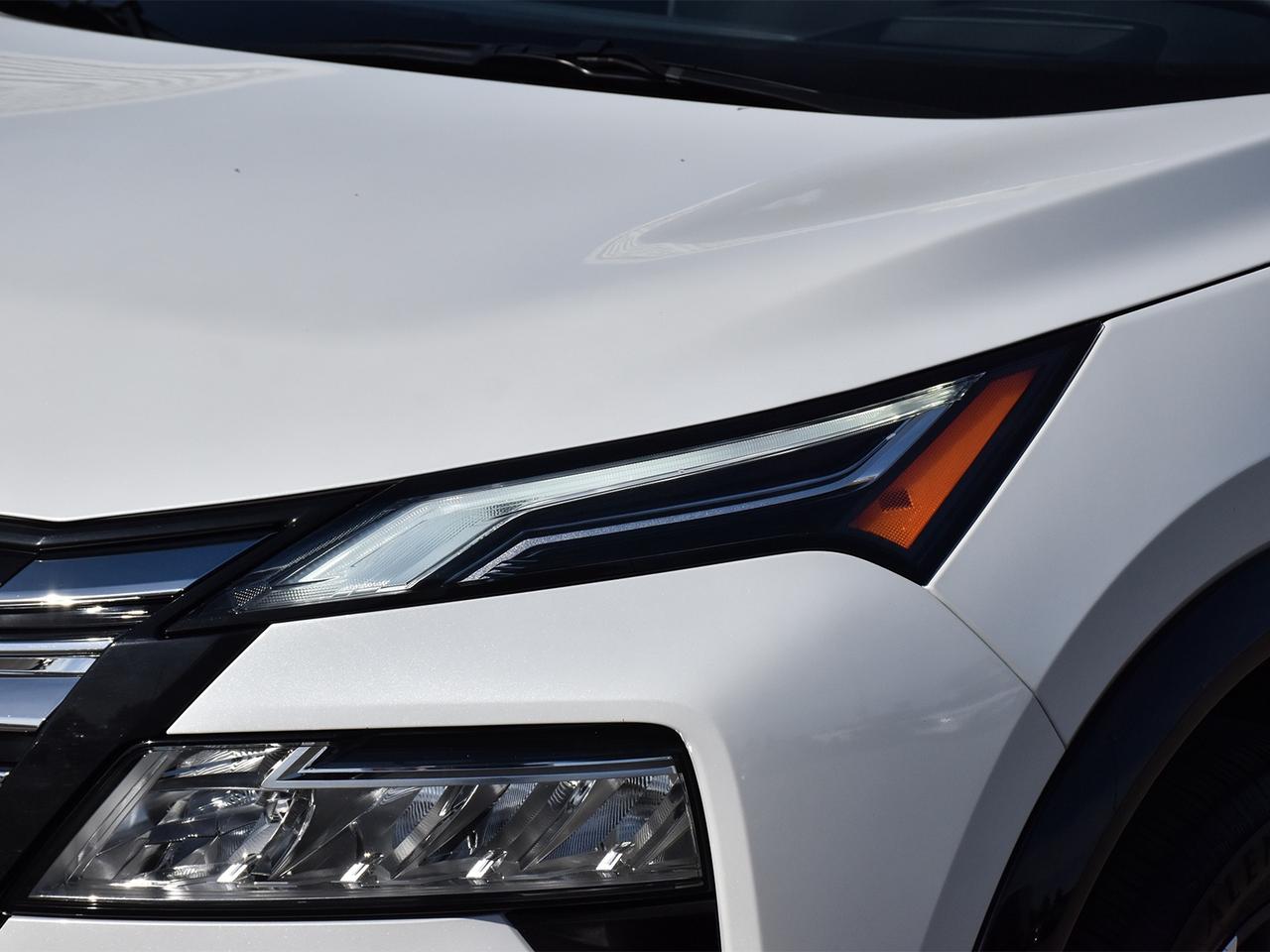 2026 Nissan Rogue Platinum  - Certified -  HUD Photo