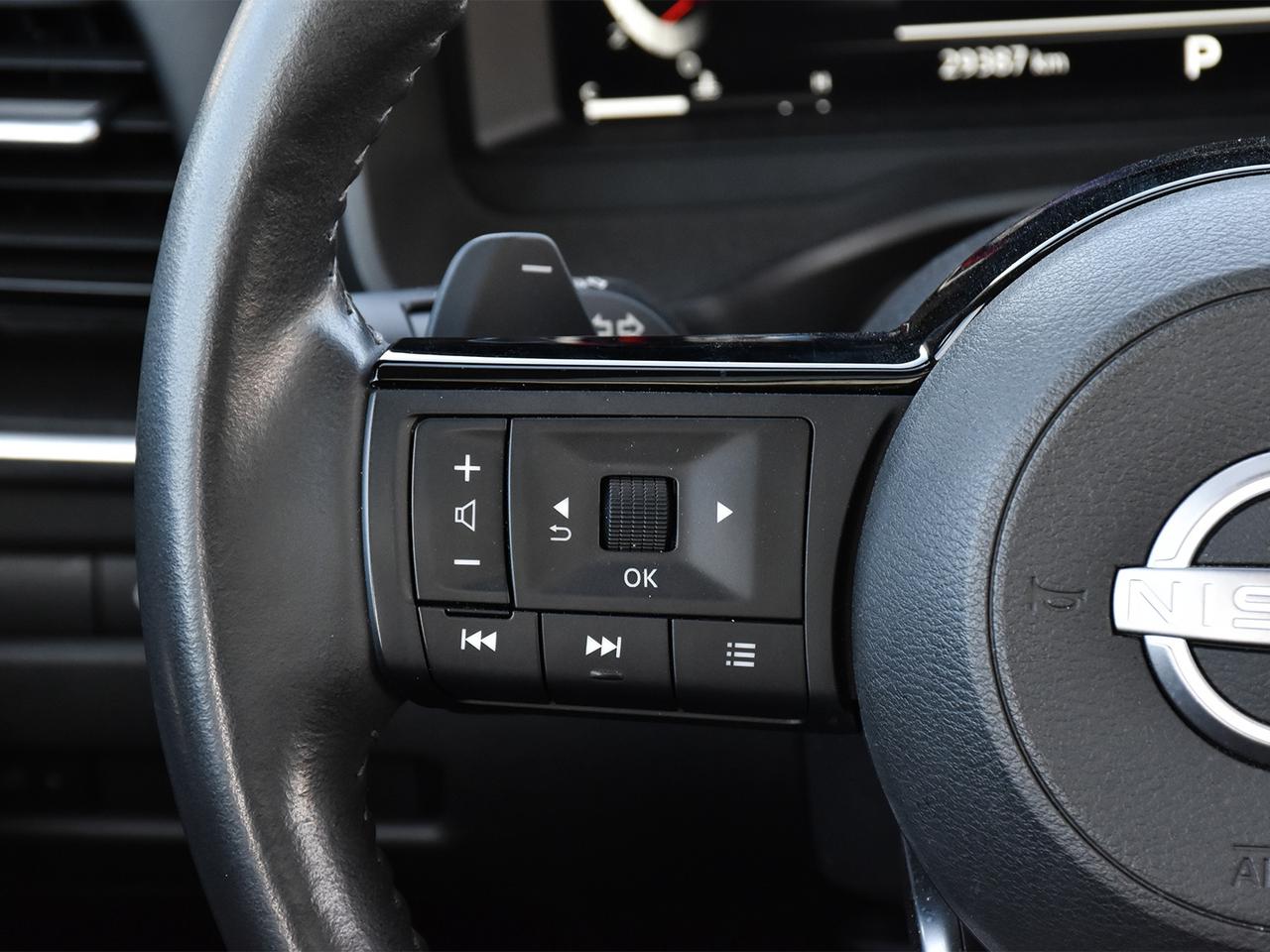 2022 Nissan Rogue Platinum  - Certified - HUD Photo