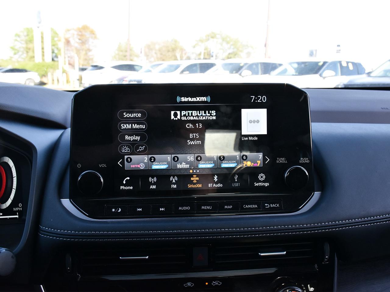 2022 Nissan Rogue Platinum  - Certified - HUD Photo