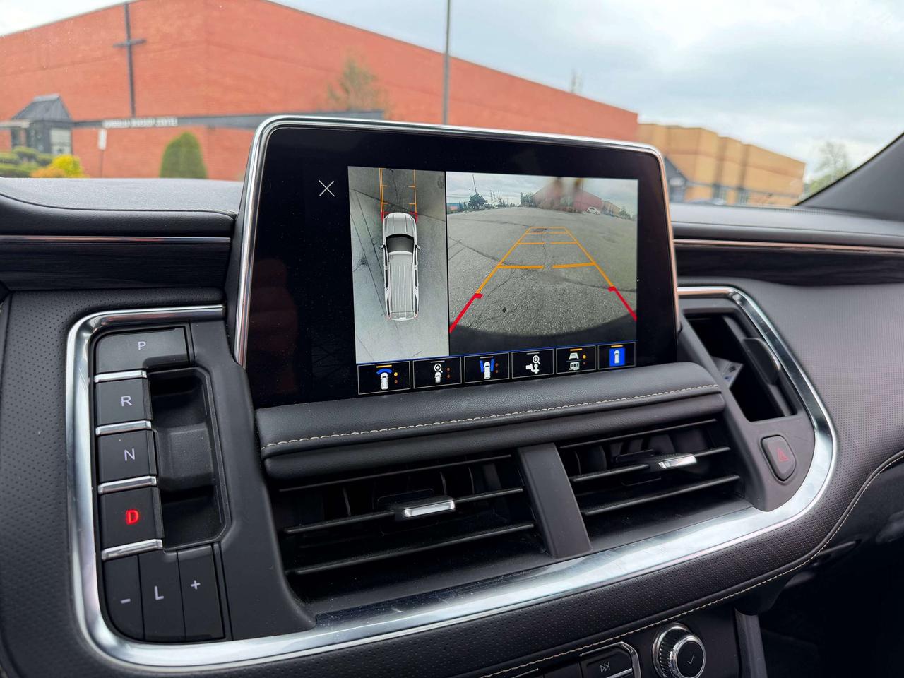 2023 GMC Yukon 4WD SLT DIESEL LEATHER NAVIGATION REMOTE STARTER Photo