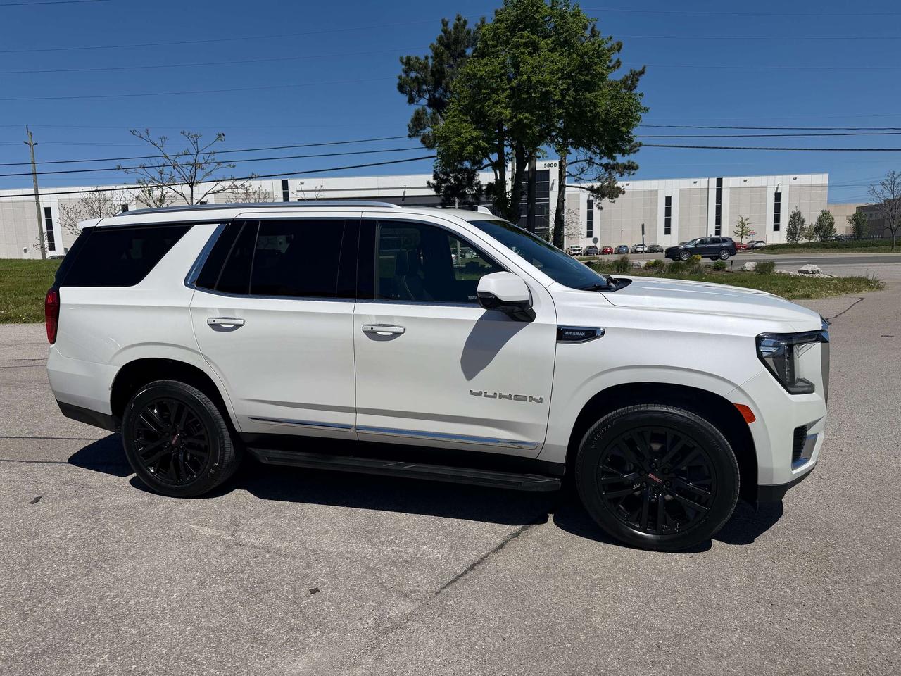 2023 GMC Yukon 4WD SLT DIESEL LEATHER NAVIGATION REMOTE STARTER Photo