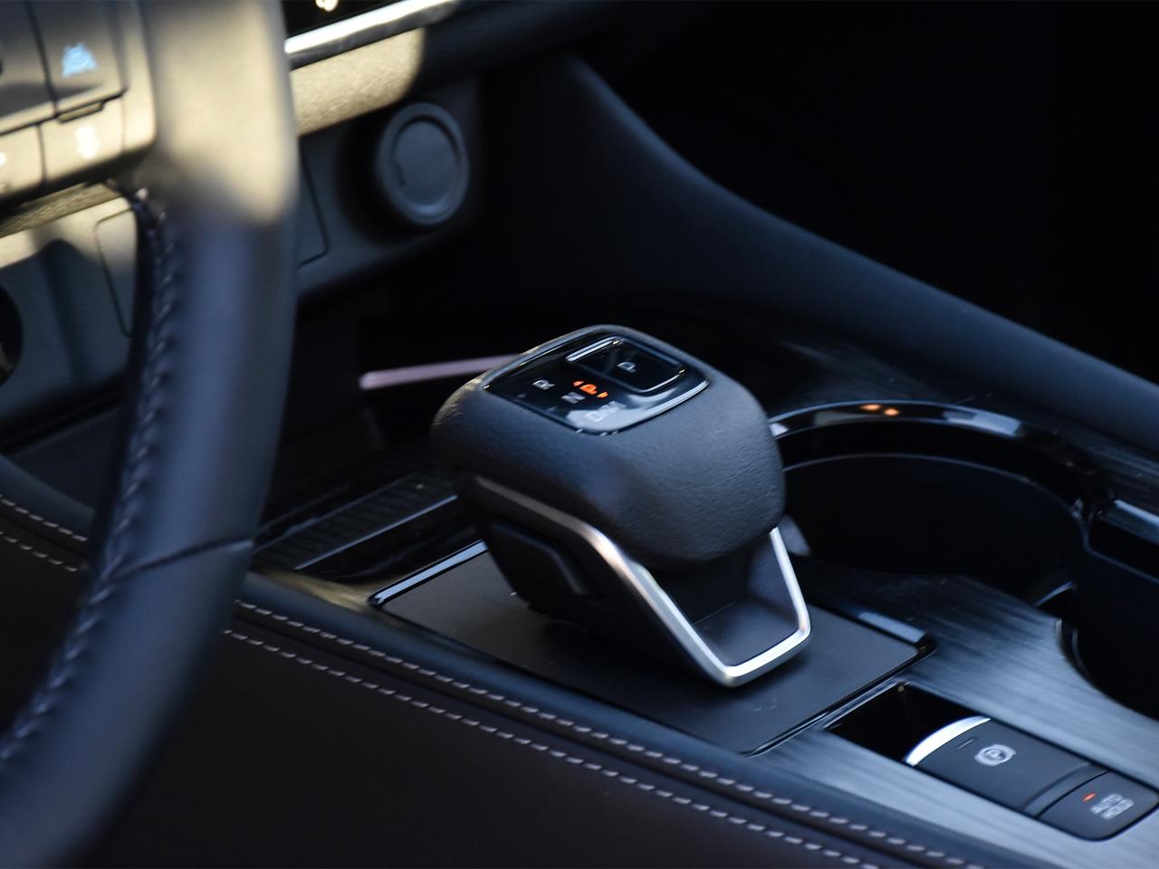 2025 Nissan Rogue Platinum  - Certified - HUD Photo