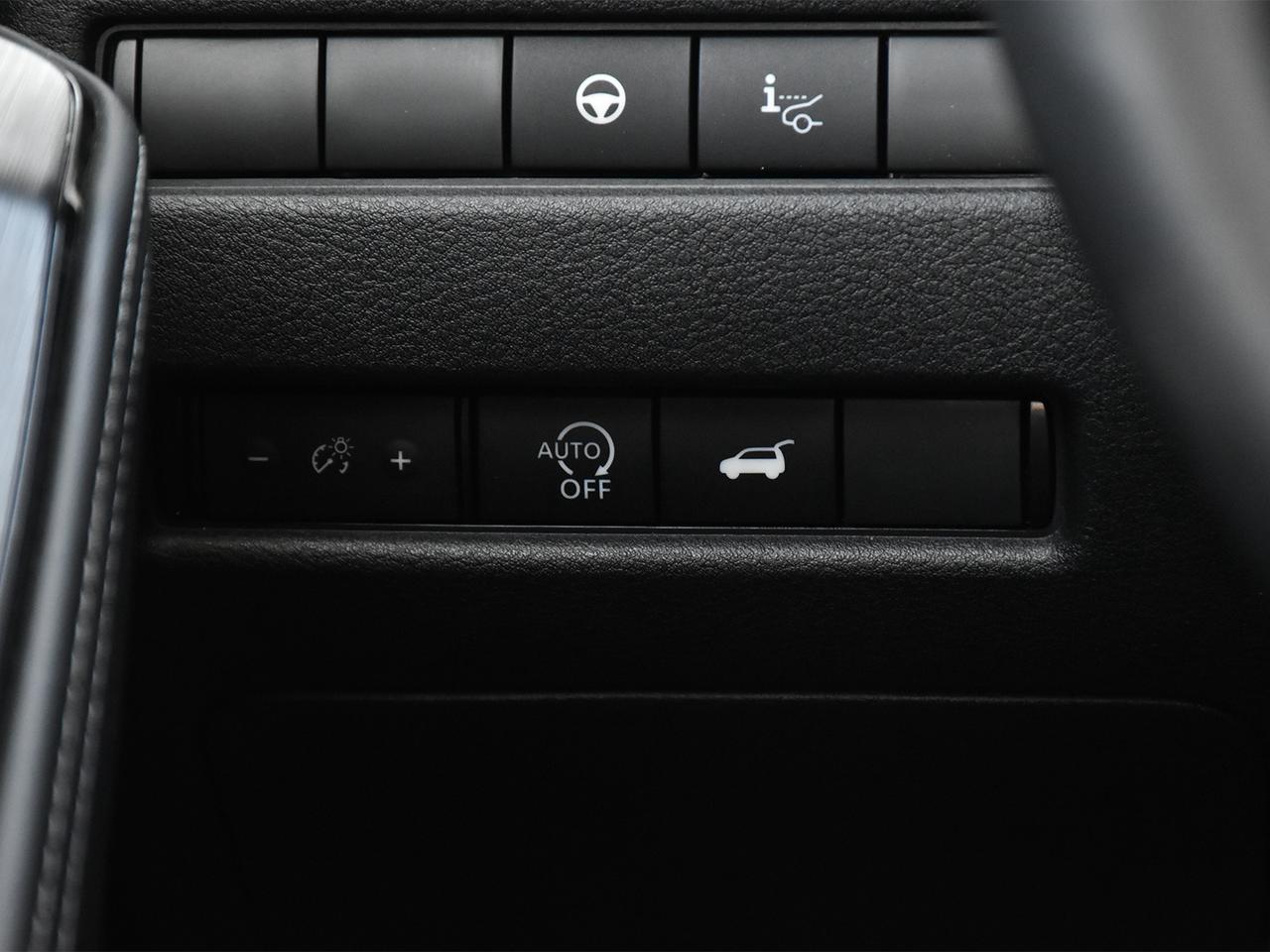 2025 Nissan Rogue Platinum  - Certified - HUD Photo
