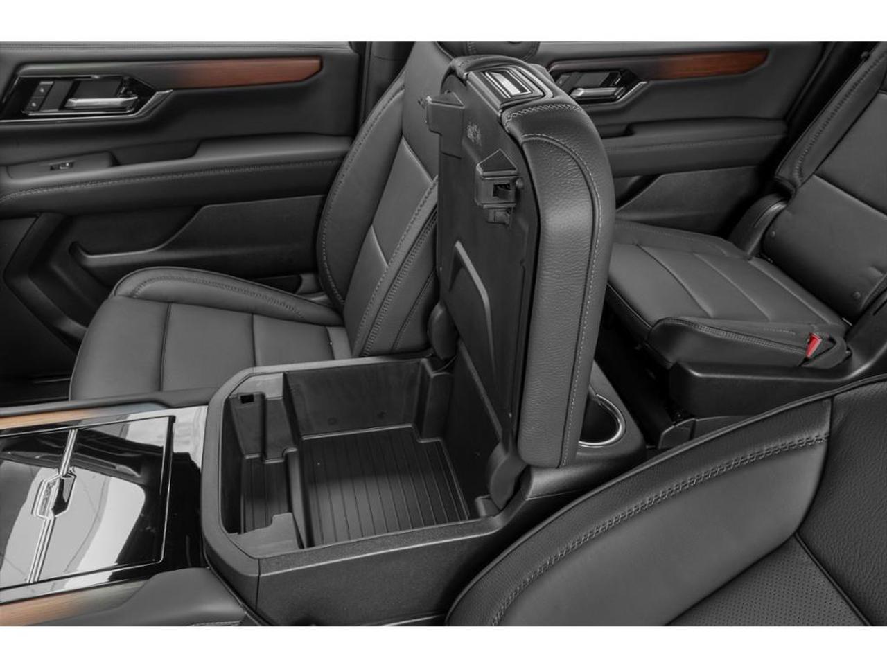 2026 GMC Yukon XL Denali 4dr 4x4 Photo