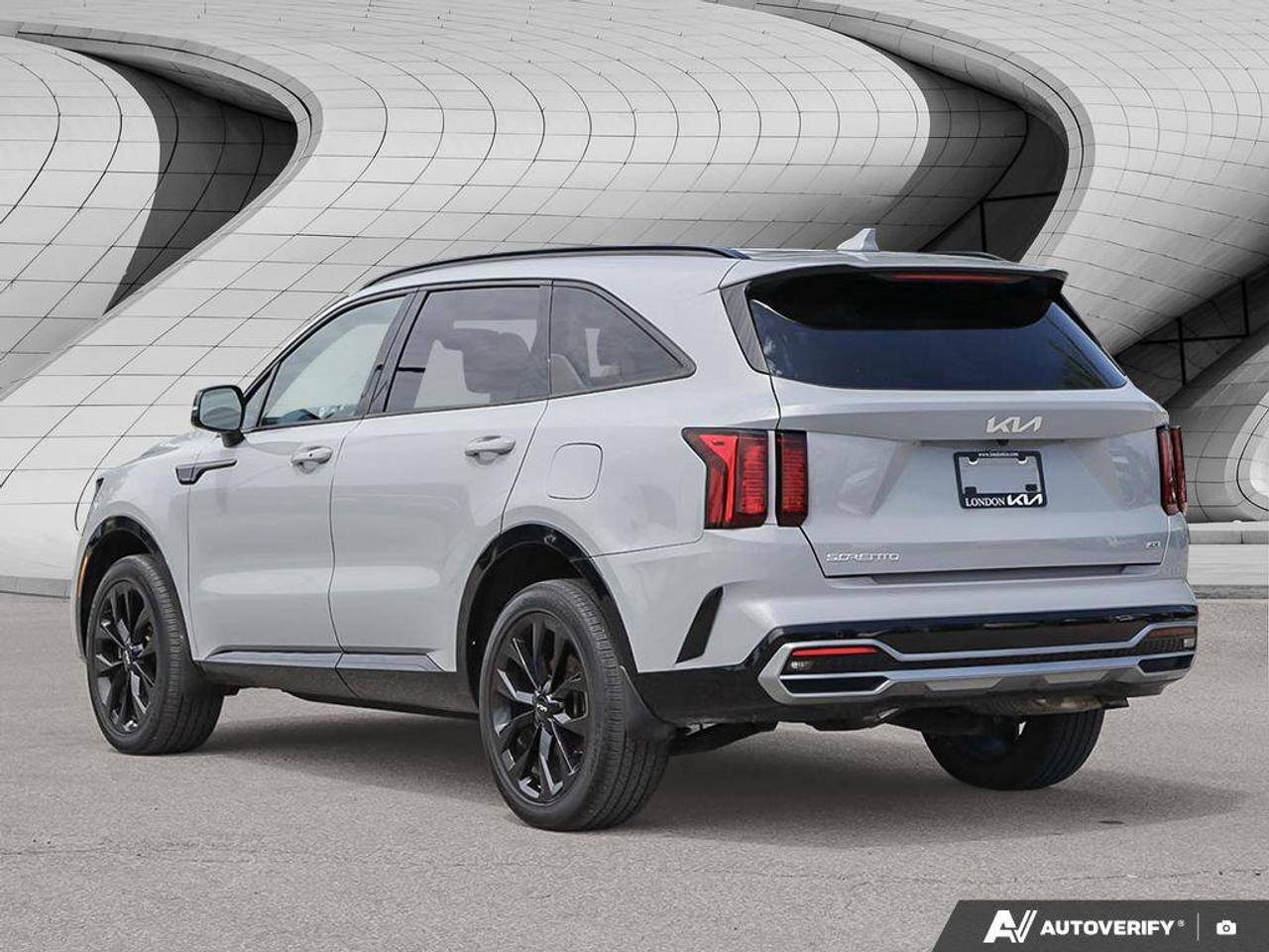 2023 Kia Sorento EX   AWD   Lane Departure Warning   Blind Spot Mon Photo