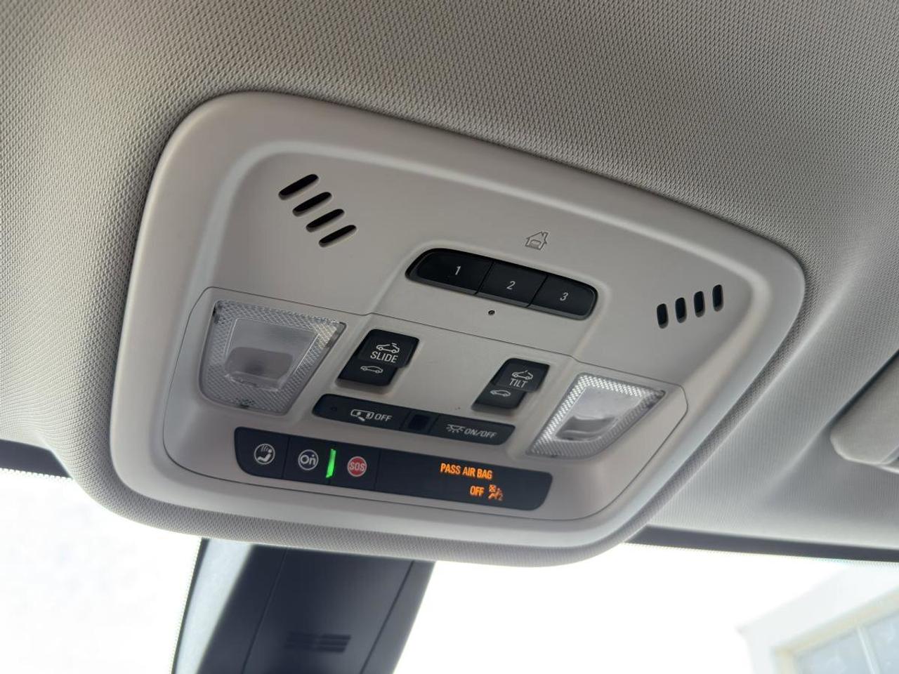 2021 Chevrolet Traverse  Photo