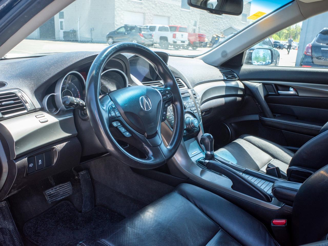 2014 Acura TL w/Tech Pkg - Mirror Memory   Heated Seats Photo