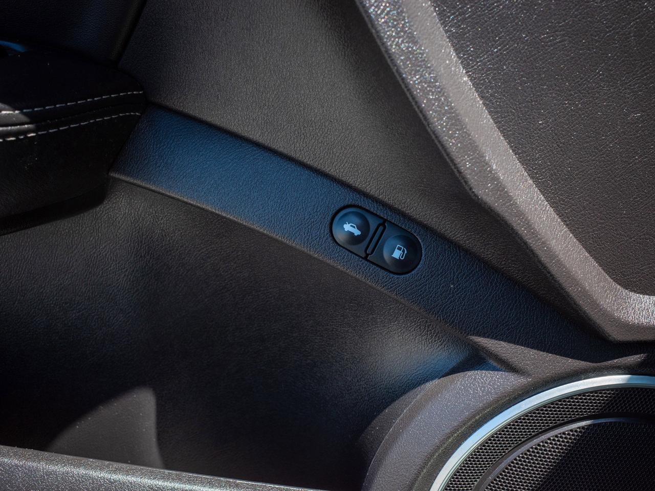 2014 Acura TL w/Tech Pkg - Mirror Memory   Heated Seats Photo