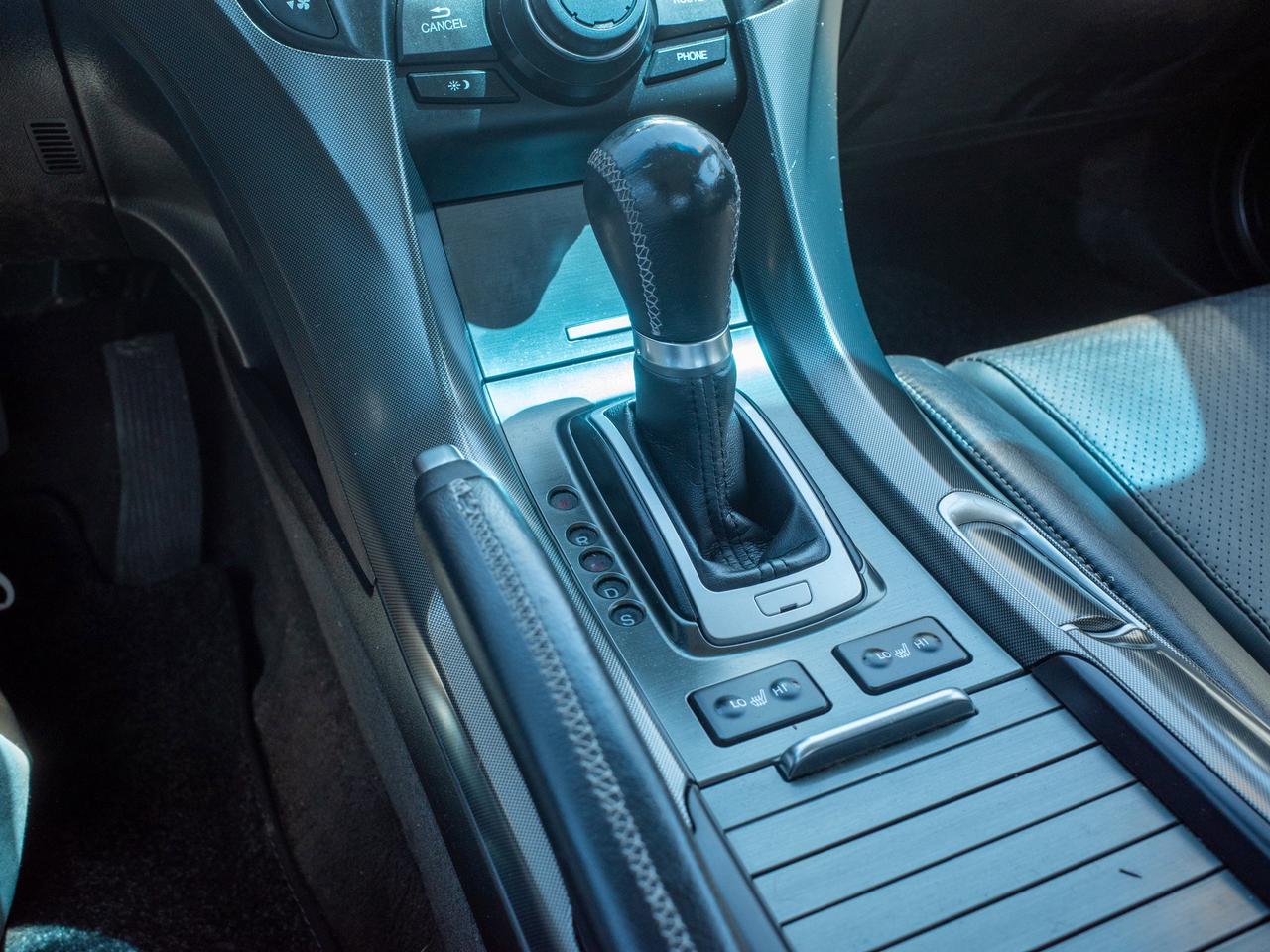 2014 Acura TL w/Tech Pkg - Mirror Memory   Heated Seats Photo