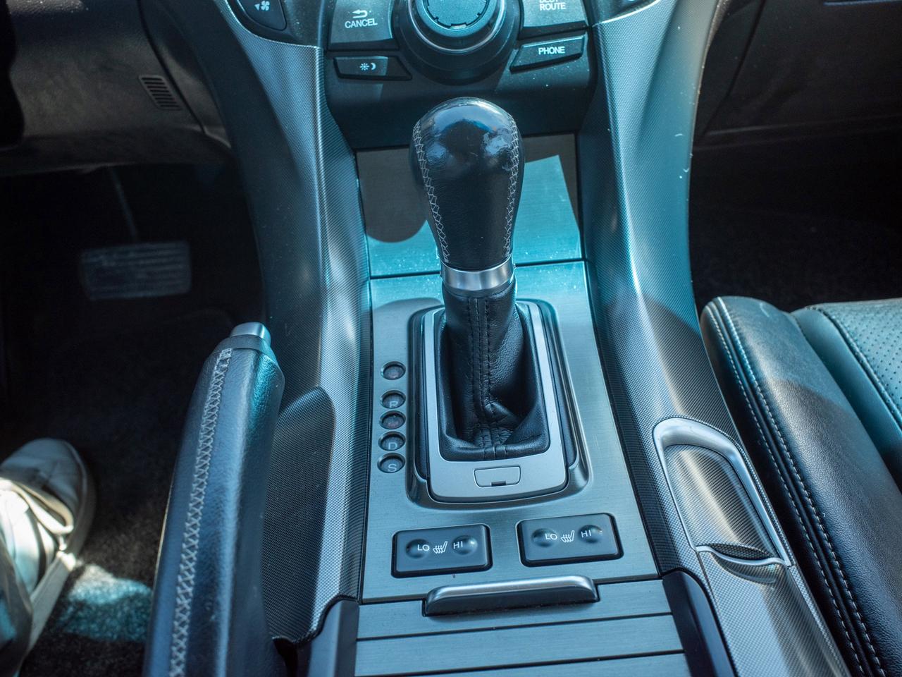 2014 Acura TL w/Tech Pkg - Mirror Memory   Heated Seats Photo