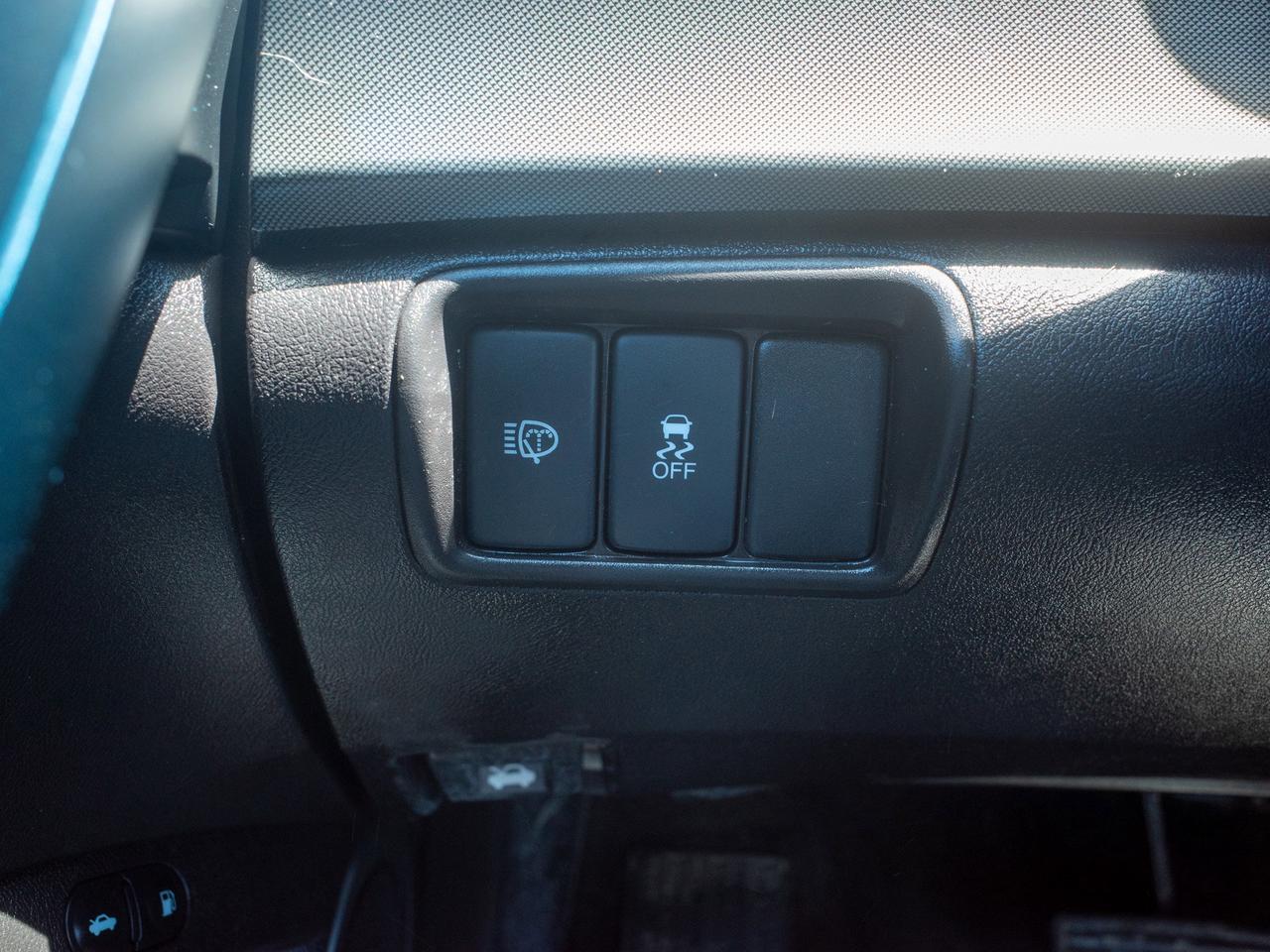 2014 Acura TL w/Tech Pkg - Mirror Memory   Heated Seats Photo