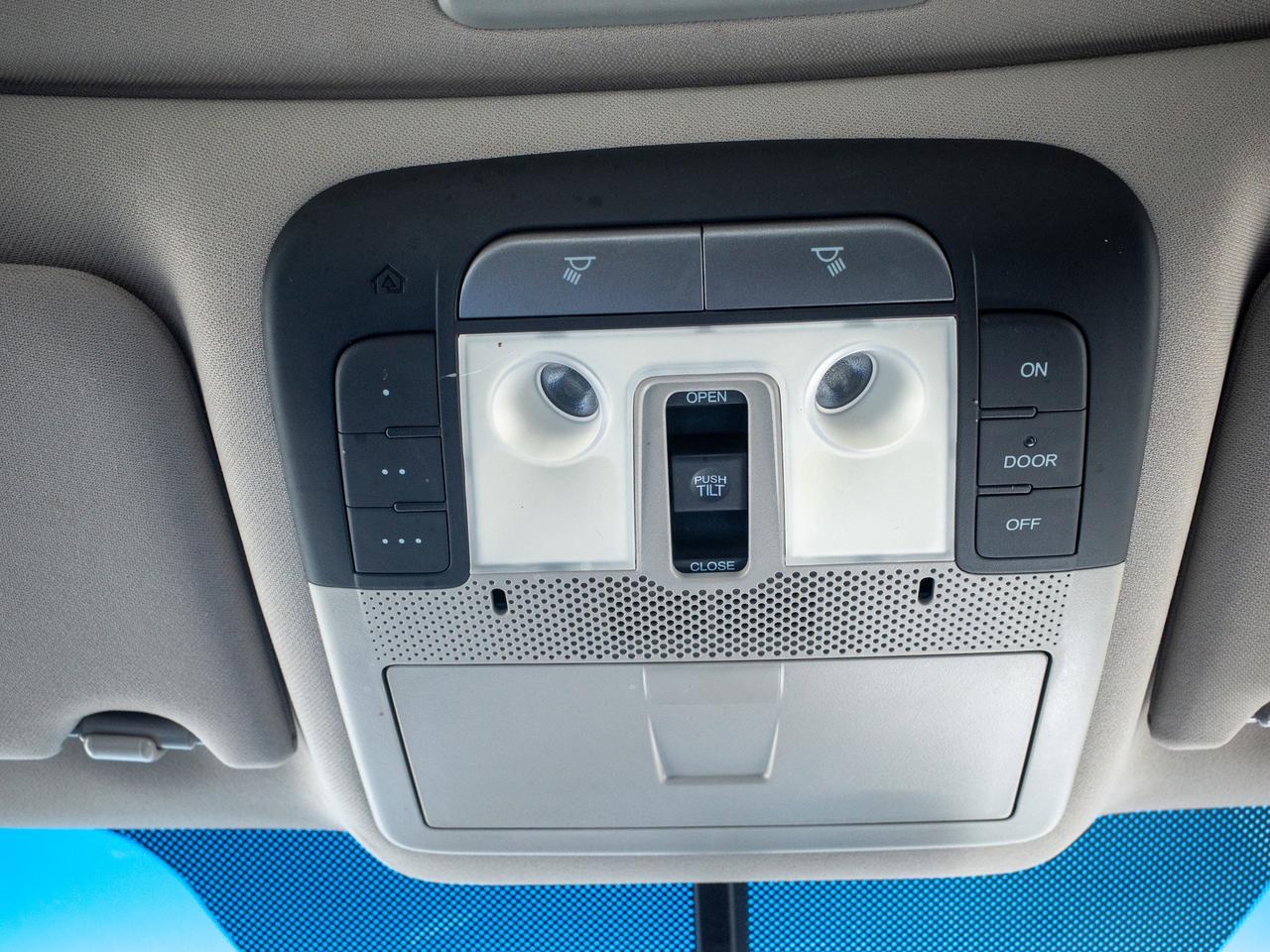 2014 Acura TL w/Tech Pkg - Mirror Memory   Heated Seats Photo