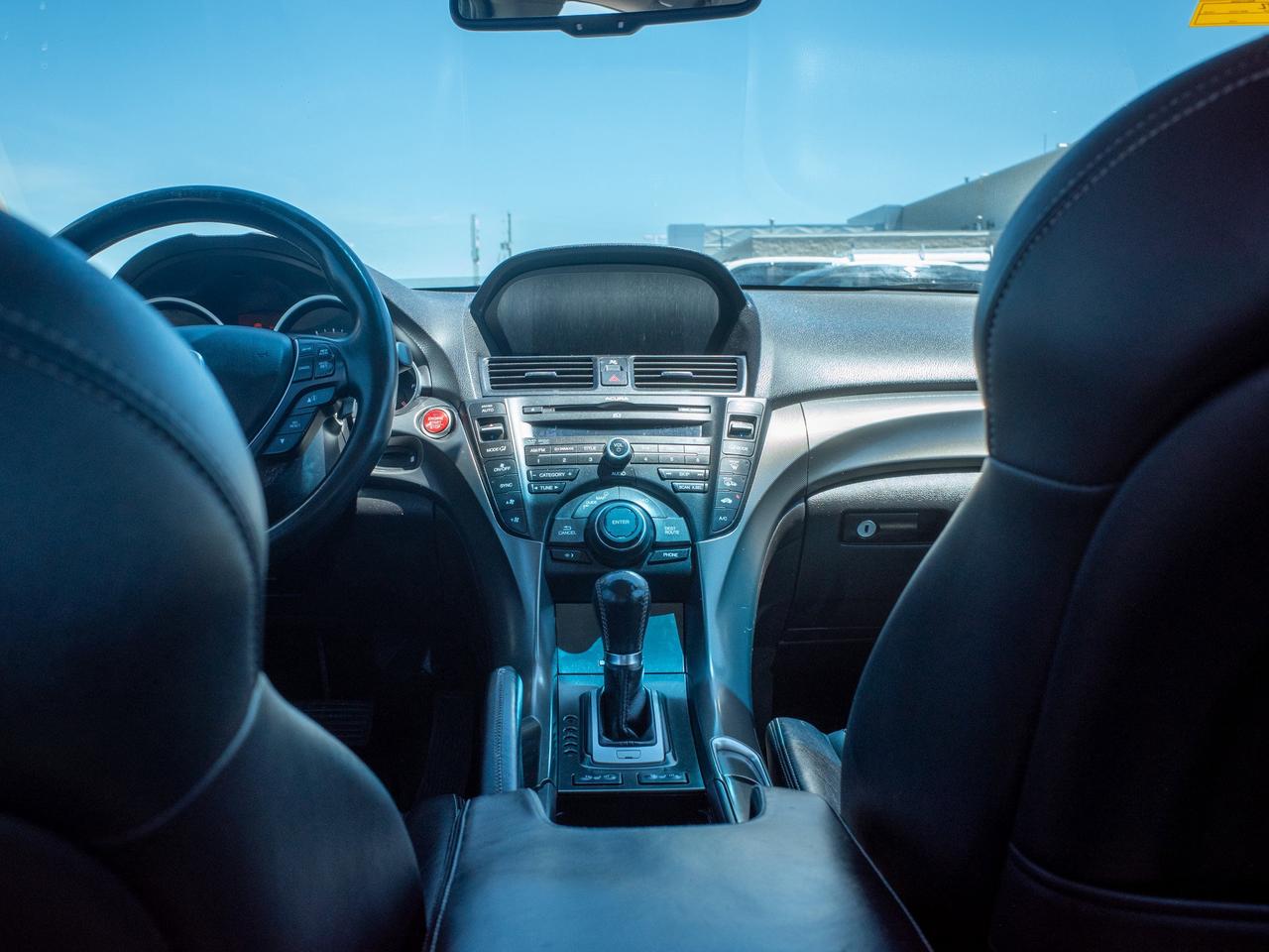 2014 Acura TL w/Tech Pkg - Mirror Memory   Heated Seats Photo