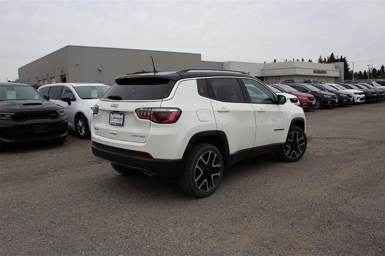 2018 Jeep Compass  Photo4