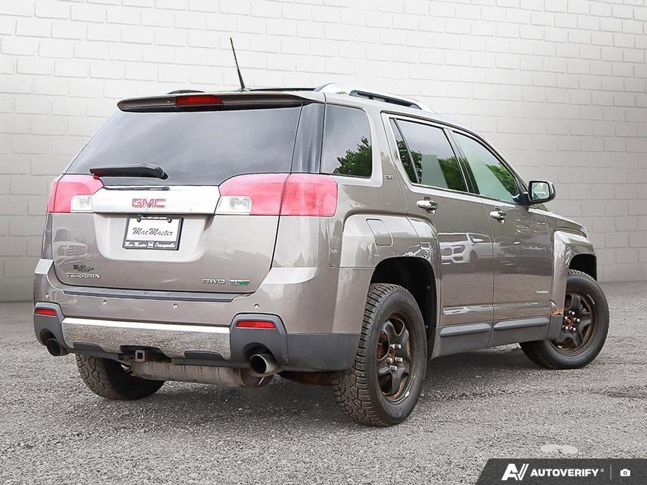 2011 GMC Terrain SLT-2SLT, 2.4L 4-CYL, AWD, LEATHER, ALLOYS, AS-TRA Photo4