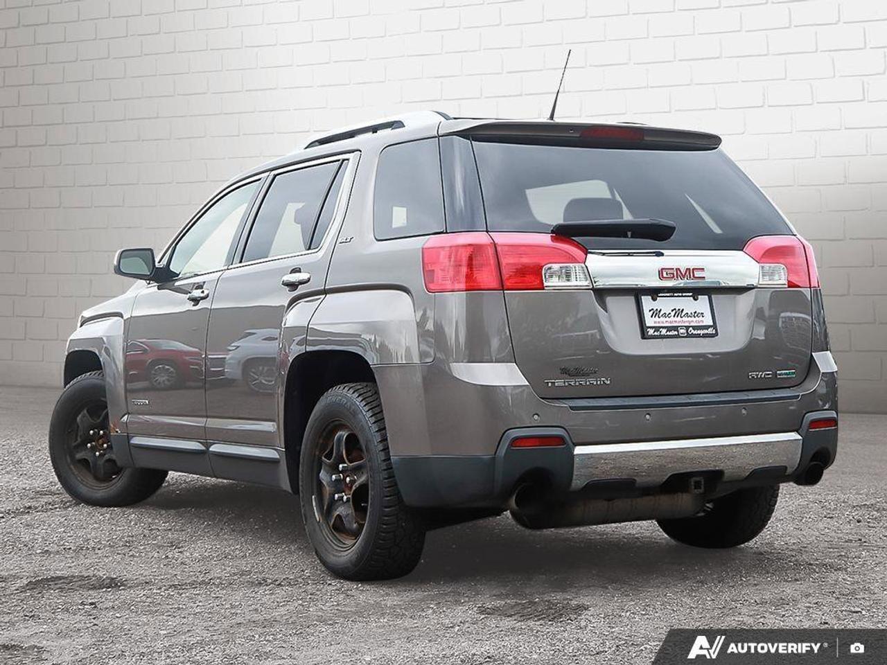 2011 GMC Terrain SLT-2SLT, 2.4L 4-CYL, AWD, LEATHER, ALLOYS, AS-TRA Photo