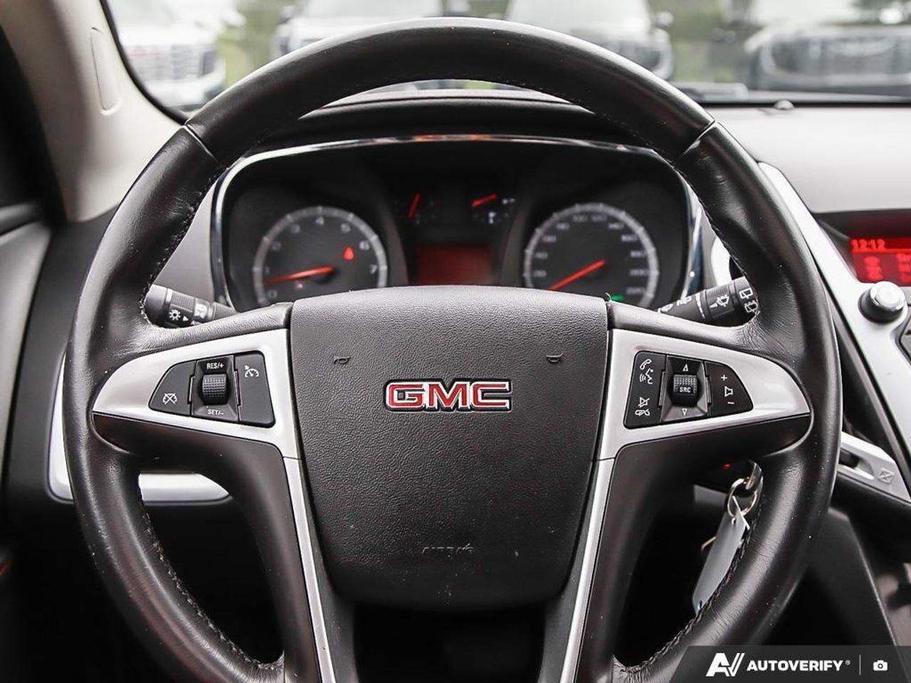 2011 GMC Terrain SLT-2SLT, 2.4L 4-CYL, AWD, LEATHER, ALLOYS, AS-TRA Photo