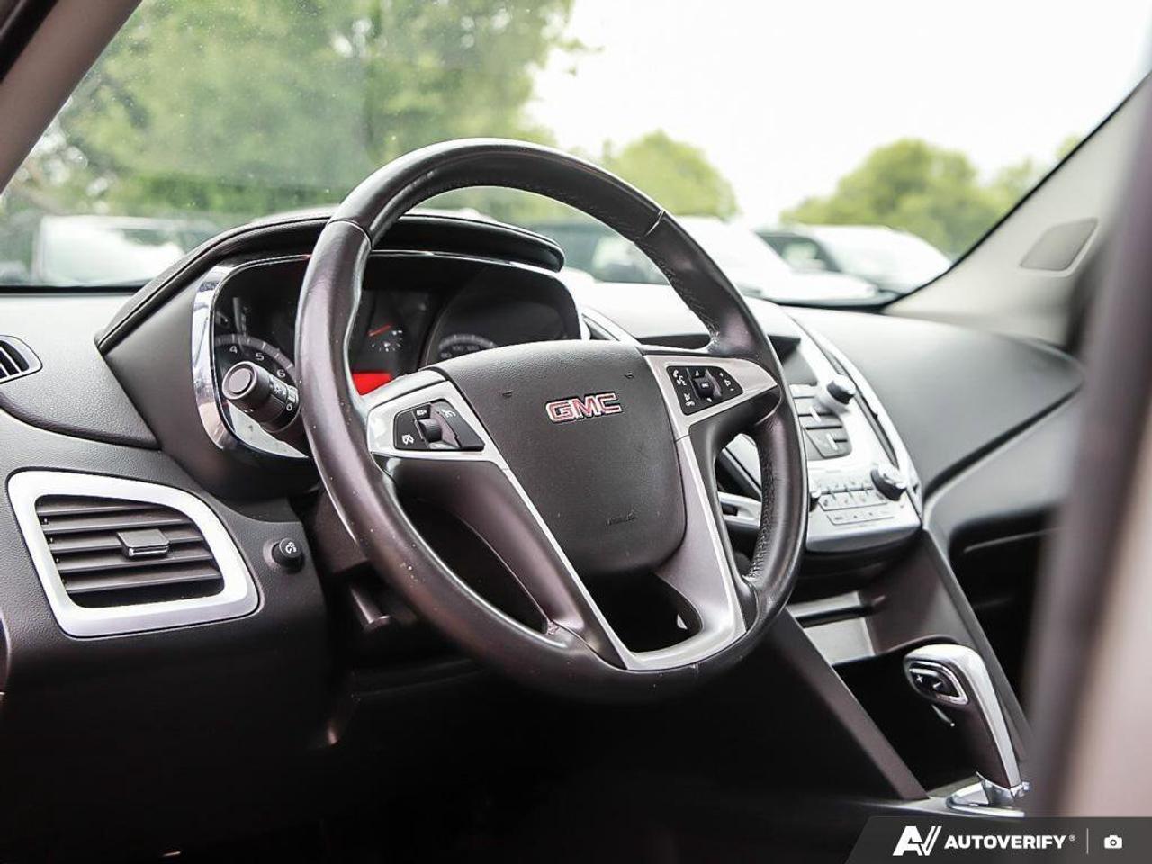 2011 GMC Terrain SLT-2SLT, 2.4L 4-CYL, AWD, LEATHER, ALLOYS, AS-TRA Photo