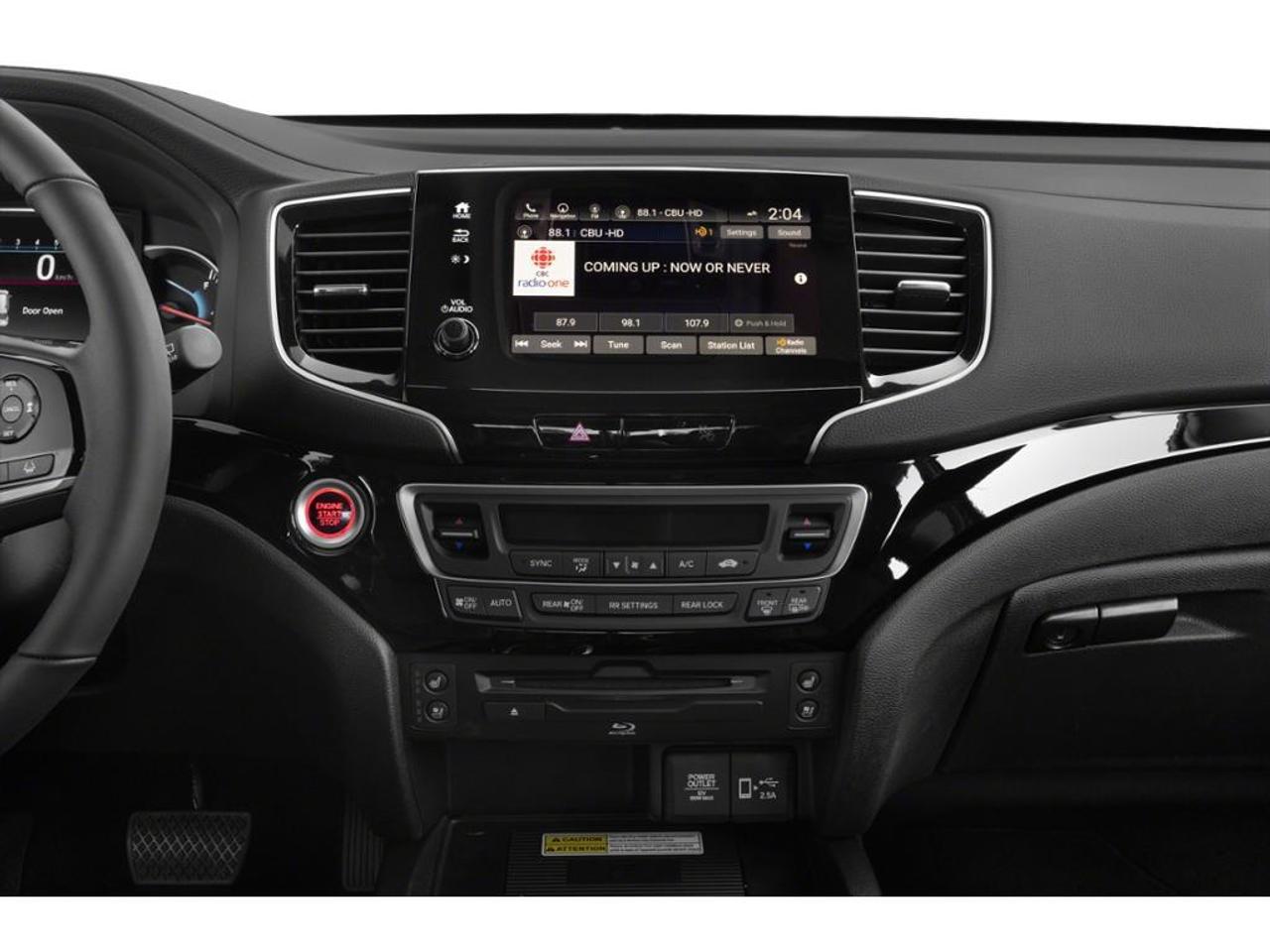 2022 Honda Pilot Touring 7P 4dr All-Wheel Drive Photo