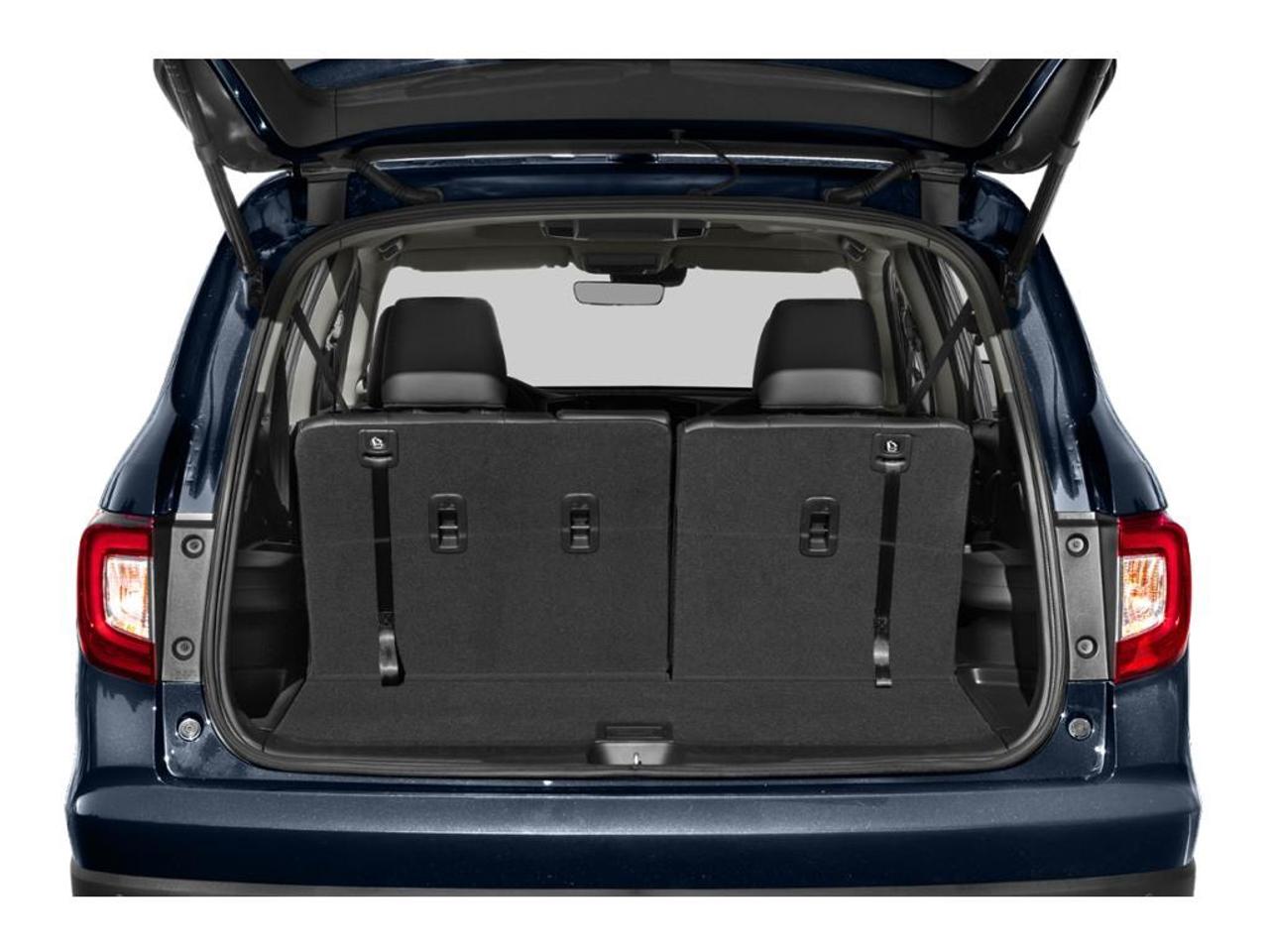 2022 Honda Pilot Touring 7P 4dr All-Wheel Drive Photo