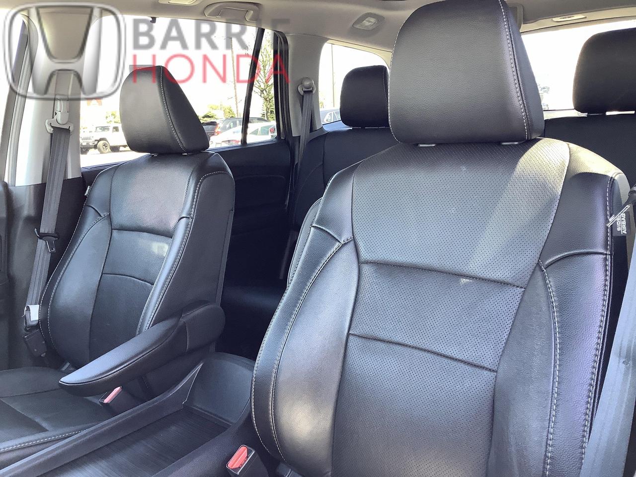 2022 Honda Pilot Touring 7P 4dr All-Wheel Drive Photo4