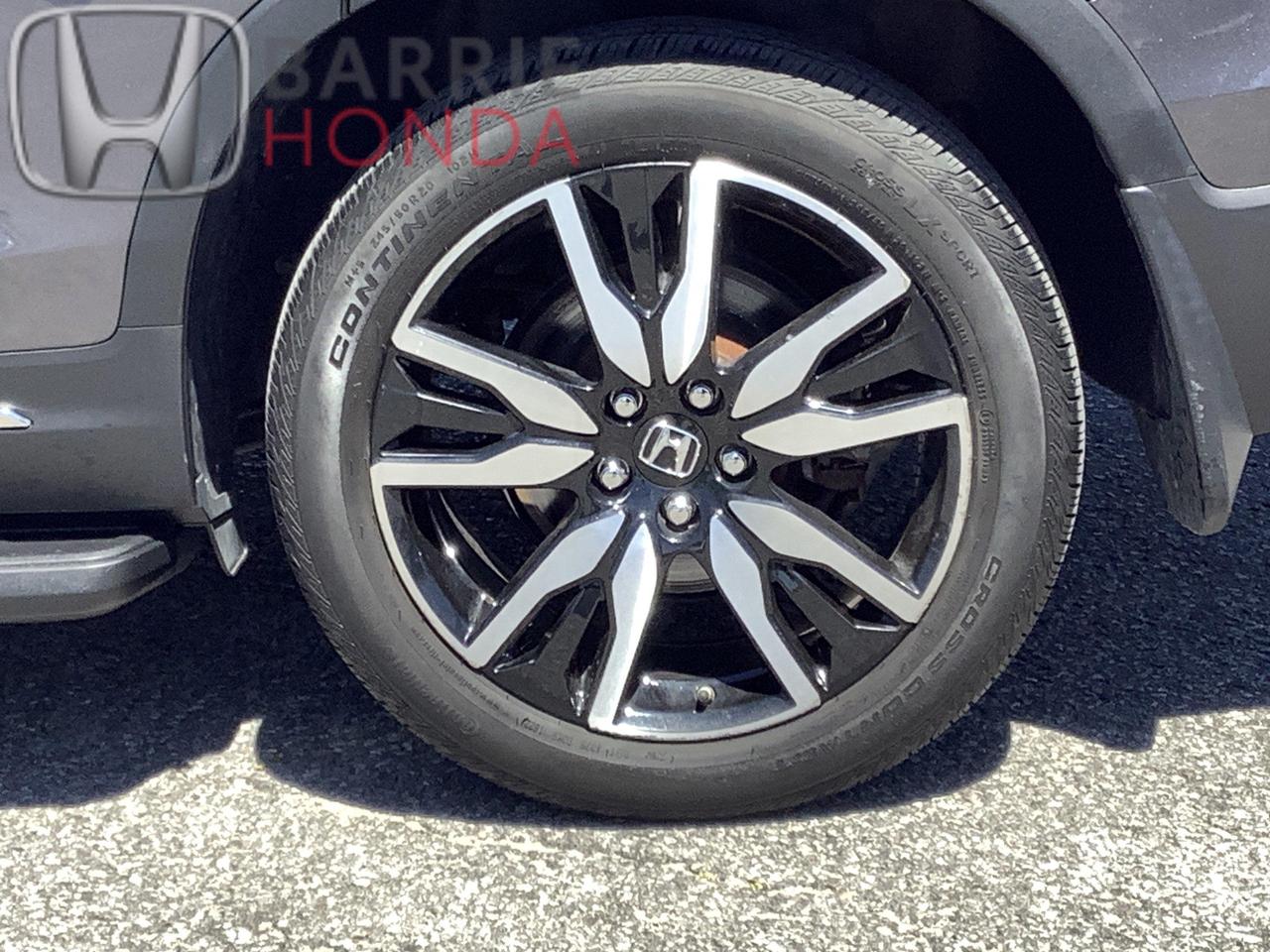2022 Honda Pilot Touring 7P 4dr All-Wheel Drive Photo