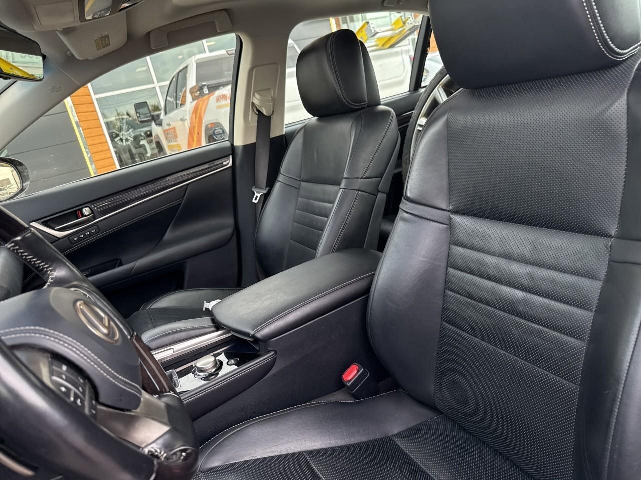 2020 Lexus GS  Photo