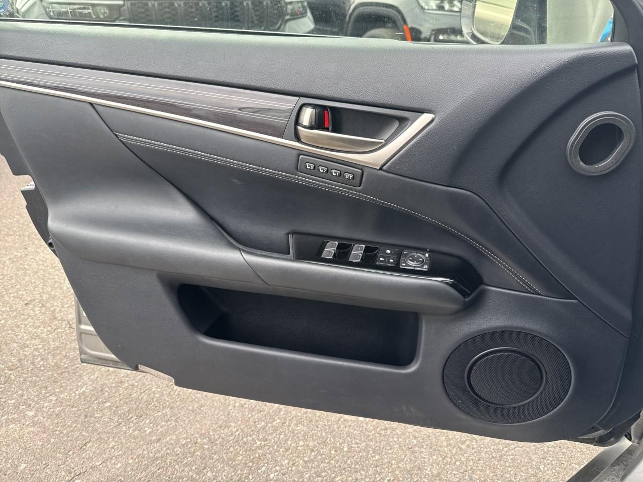 2020 Lexus GS  Photo