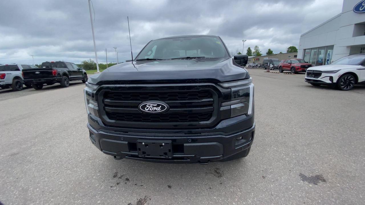 2026 Ford F-150 Lariat Photo2