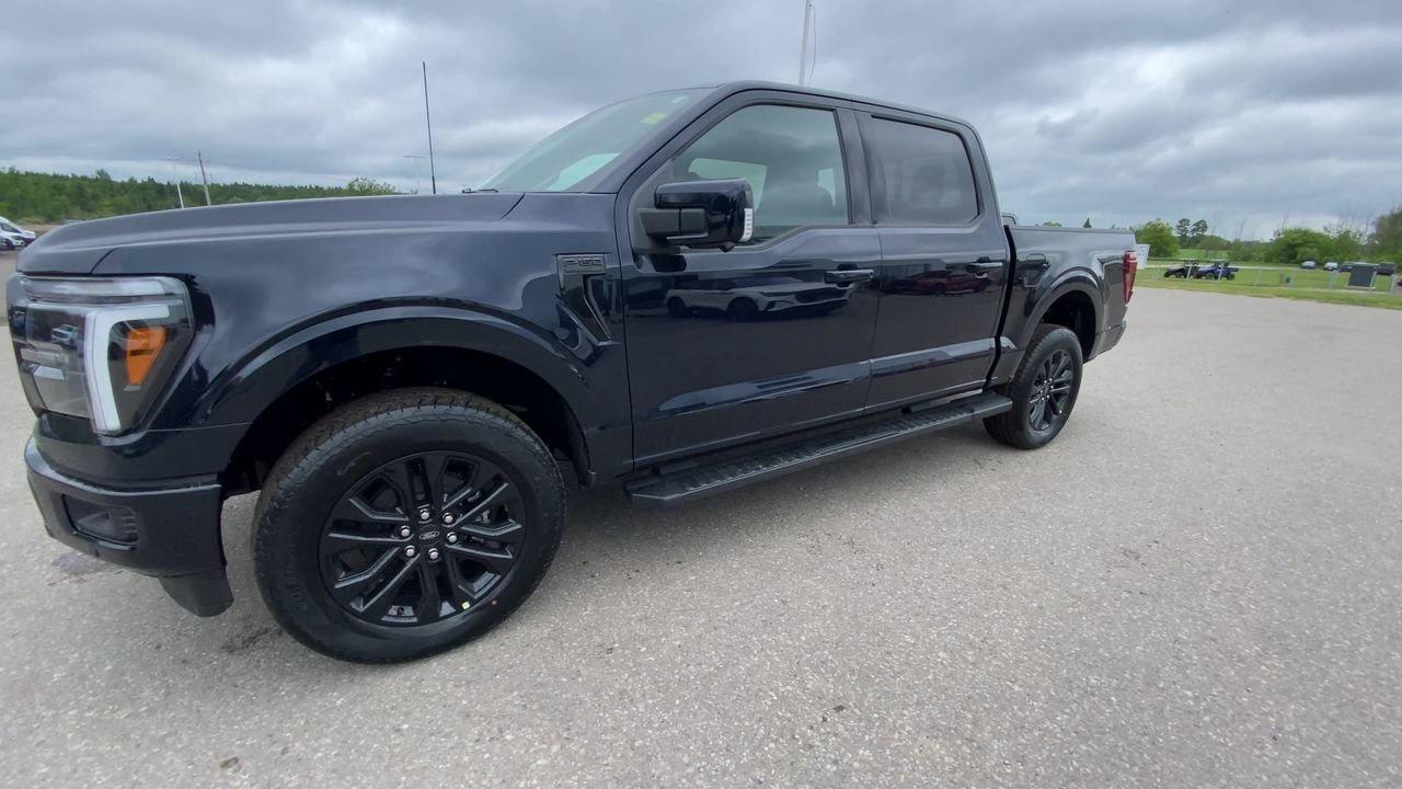 2026 Ford F-150 Lariat Photo