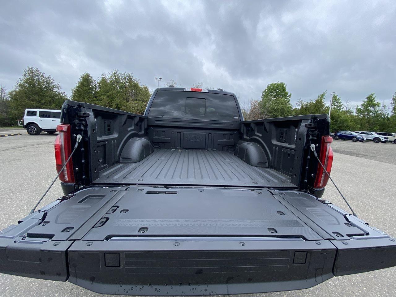 2026 Ford F-150 Lariat Photo