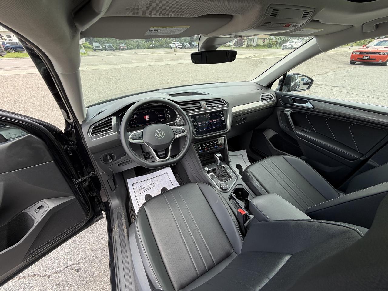 2024 Volkswagen Tiguan Comfortline **CALL PICTON 613-476-2188 ** Photo